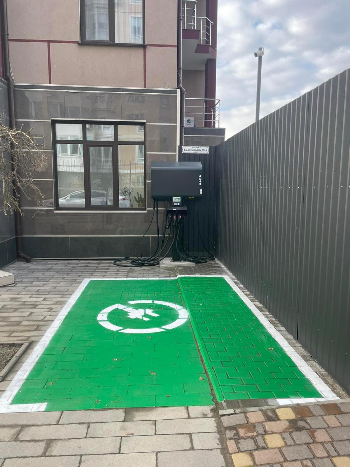 Biruza Club Hotell Petrivs'ke Exteriör bild